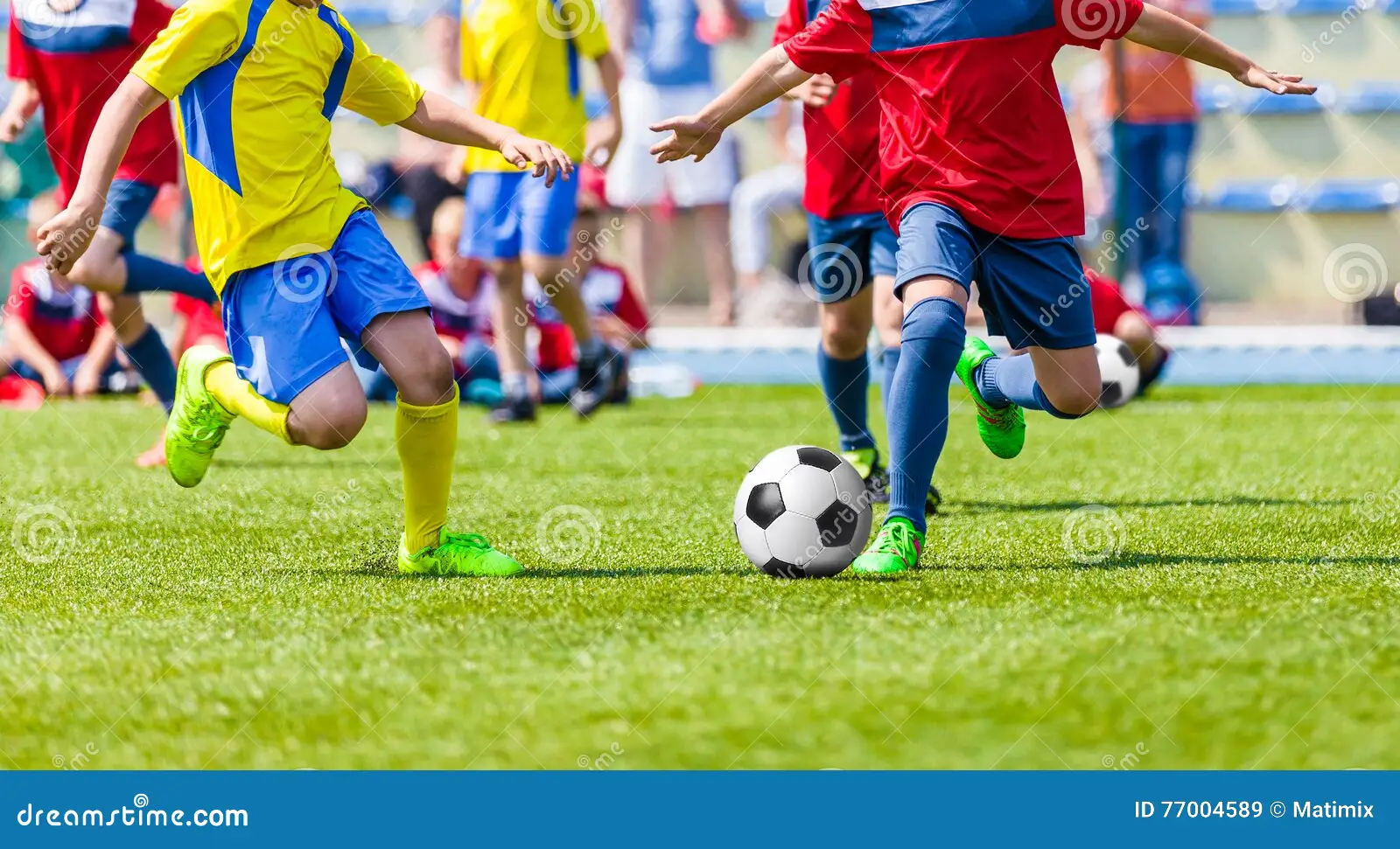 欧冠战报：麦肯尼、戴维联袂破门，尤文2-0轻取帕福斯